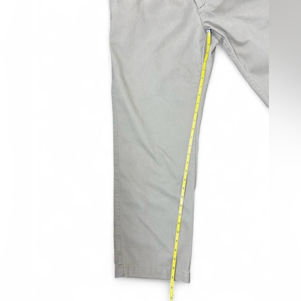 Eddie Bauer Men’s 38x30 Khaki Chino Pants - Picture 3 of 7